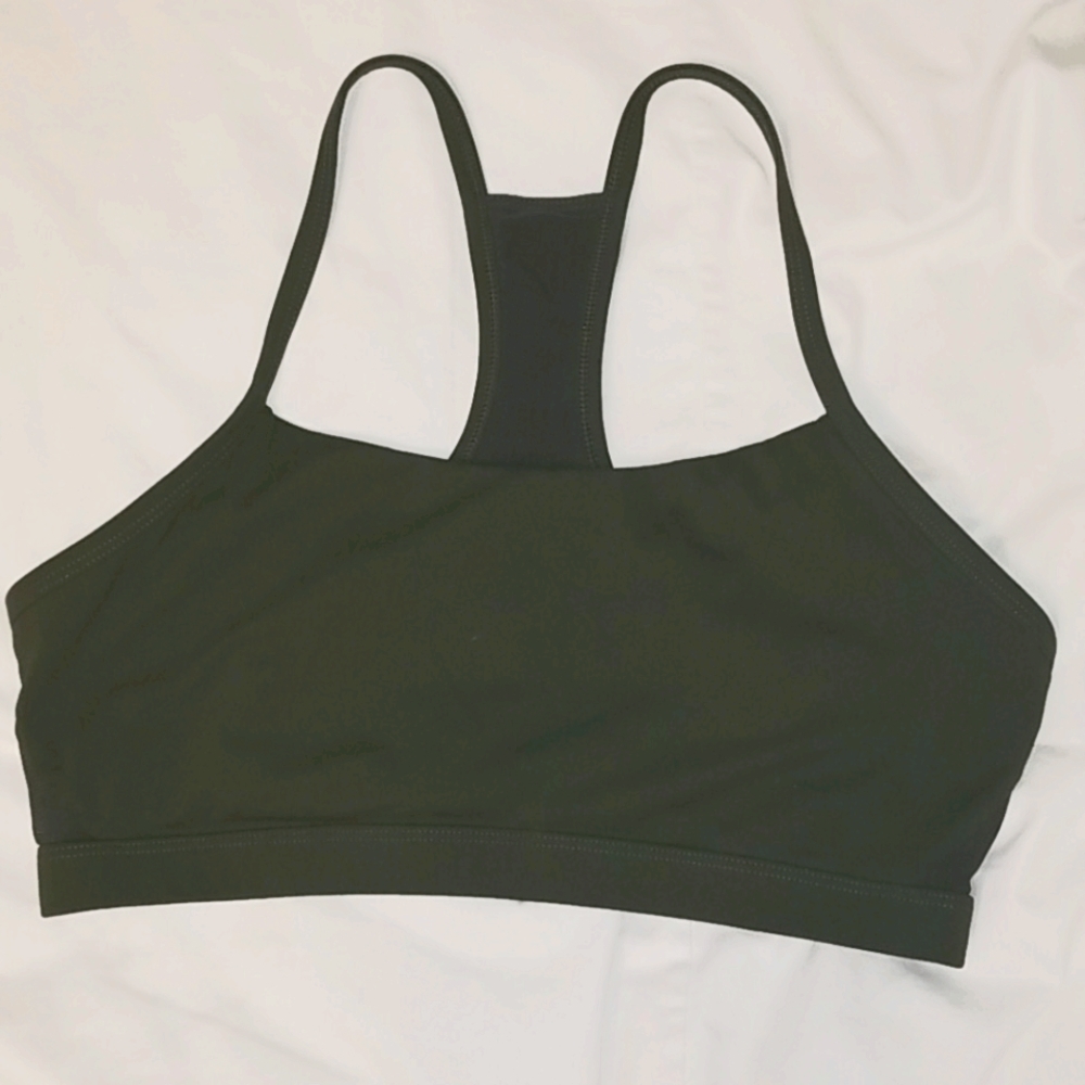 Sports bra